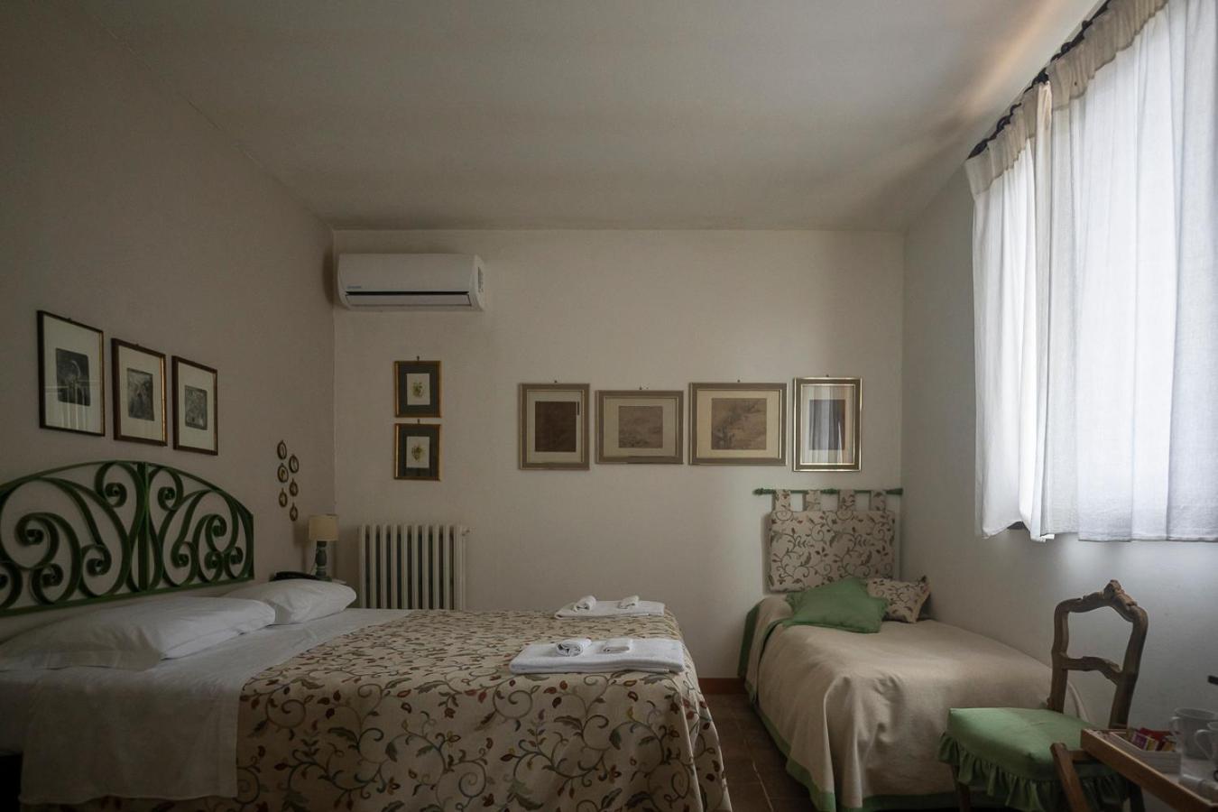 Appartement Agrifoglio à Pantalla Extérieur photo